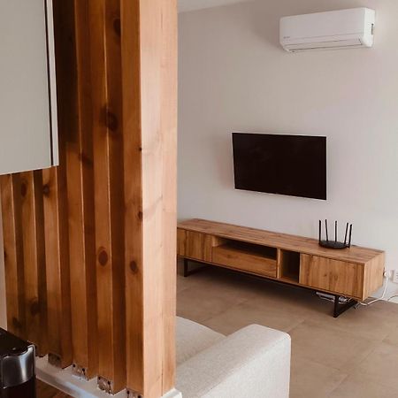 Two Bedroom Apartment With Pool Пафос Екстер'єр фото